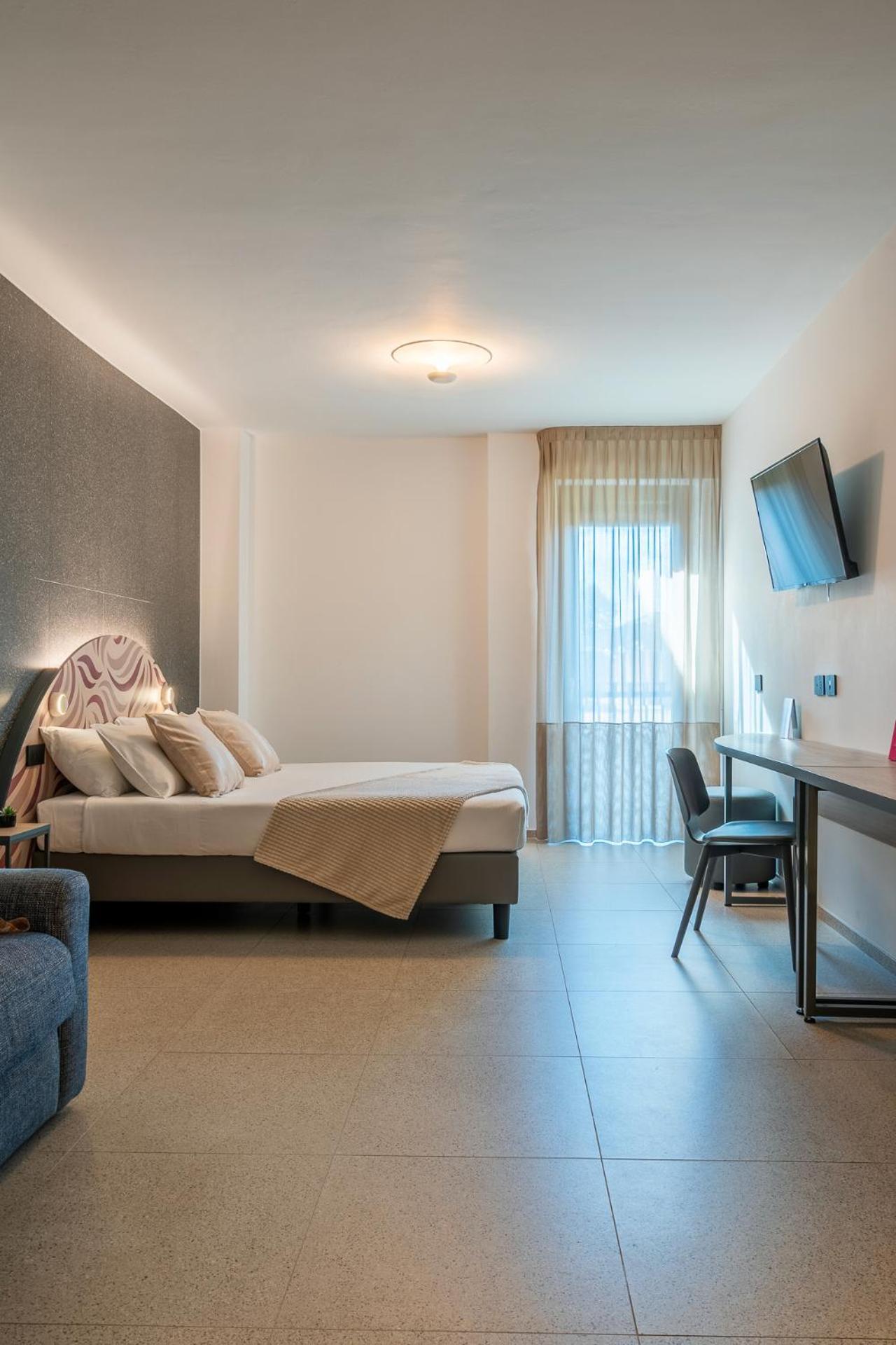 Hub Hotel グッビオ エクステリア 写真