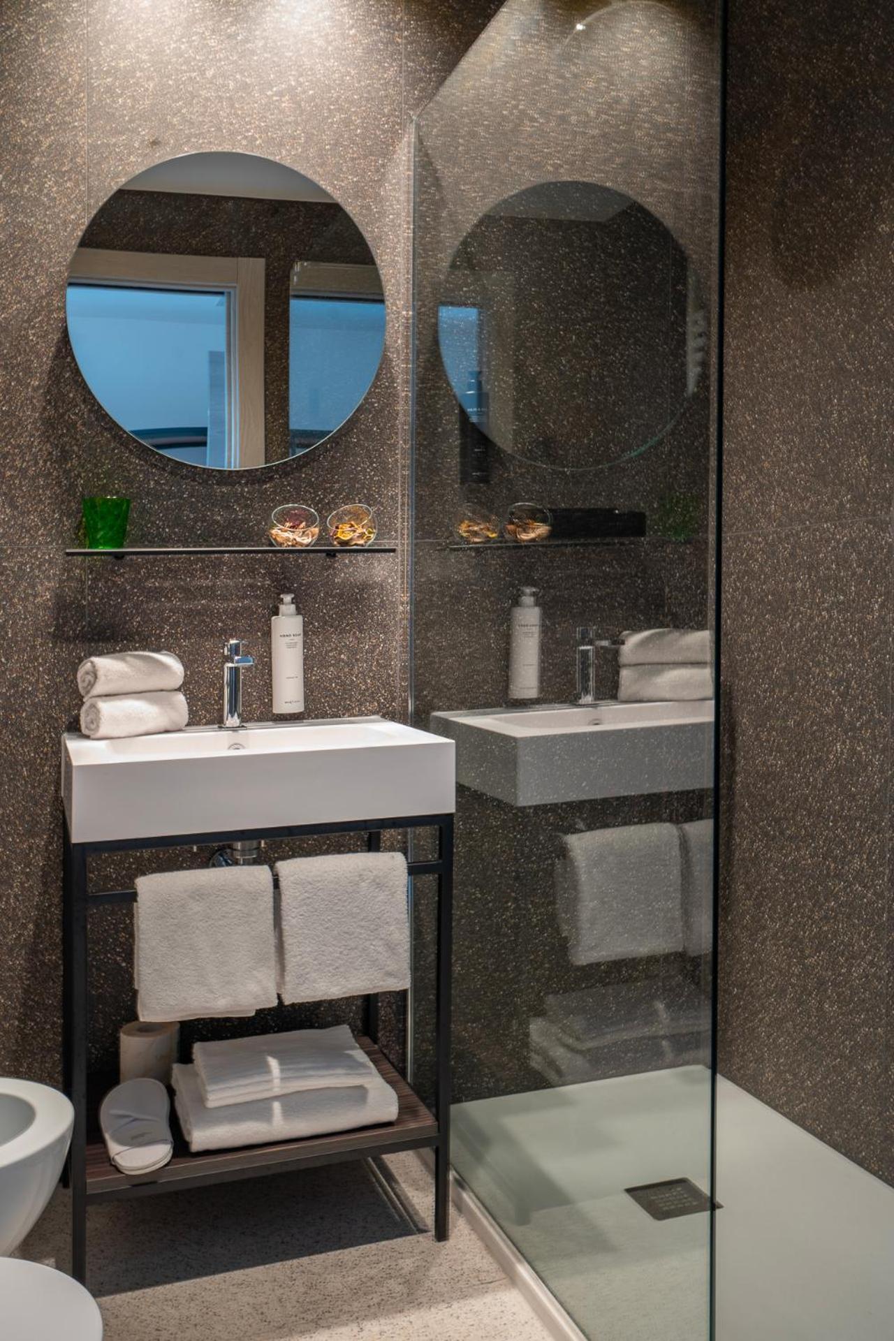 Hub Hotel グッビオ エクステリア 写真