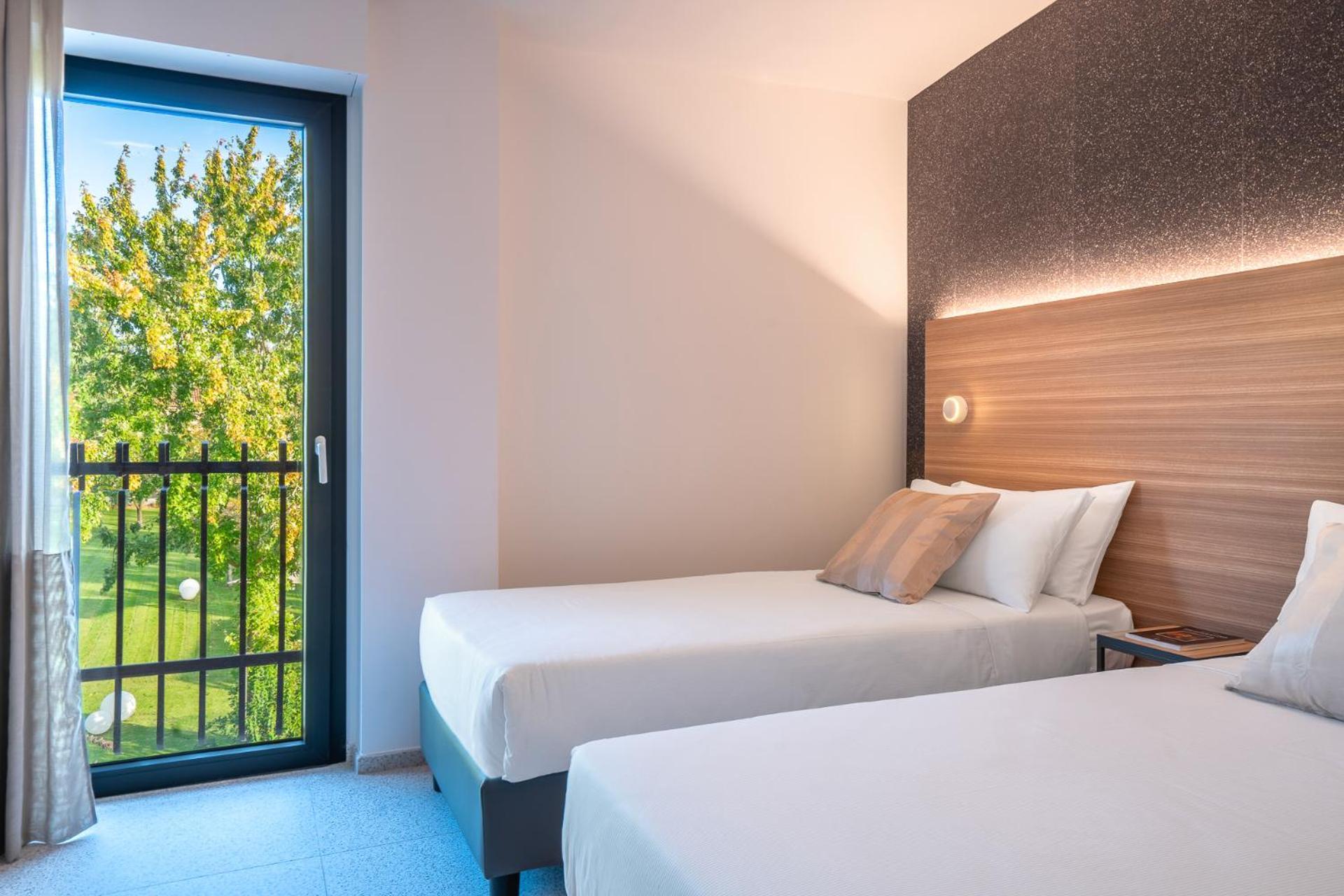 Hub Hotel グッビオ エクステリア 写真